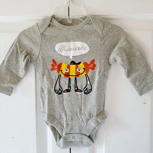 Old Navy Baby Halloween Long Sleeve Onesie 3-6M